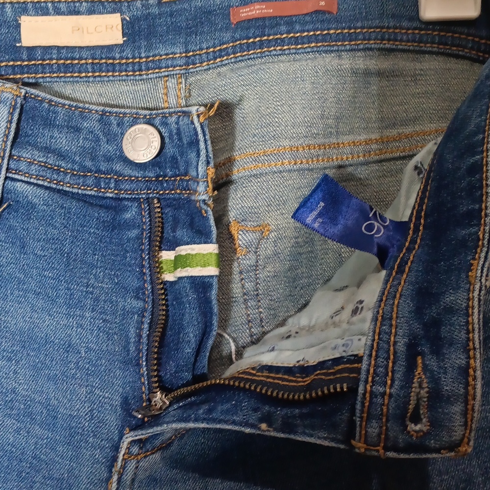 Pilcro Slim Boyfriend Distressed Stretch - Picture 6 of 6